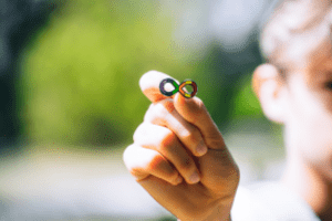 Trastorno del Espectro Autista (TEA) compartiendo estrategias de manejo y acompañamiento en el contexto escolar y familiar