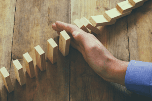 Curso Riesgo competitivo y reputacional UC, curso riesgo competitivo, riesgo competitivo, curso riesgo reputacional